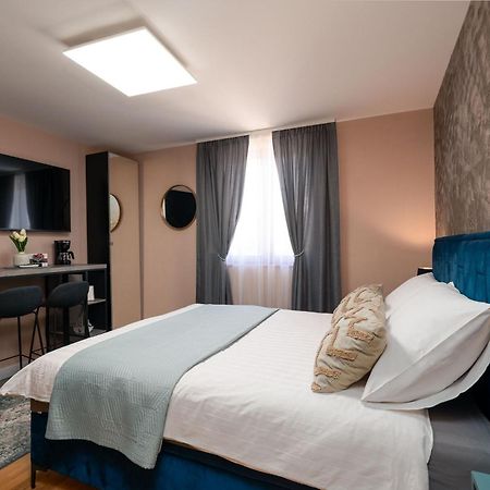Sapphire Studio Apartment With Free Private Parking Дубровник Екстериор снимка