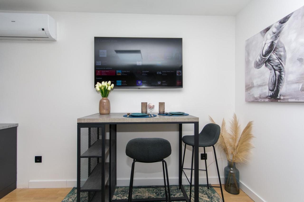 Sapphire Studio Apartment With Free Private Parking Дубровник Екстериор снимка