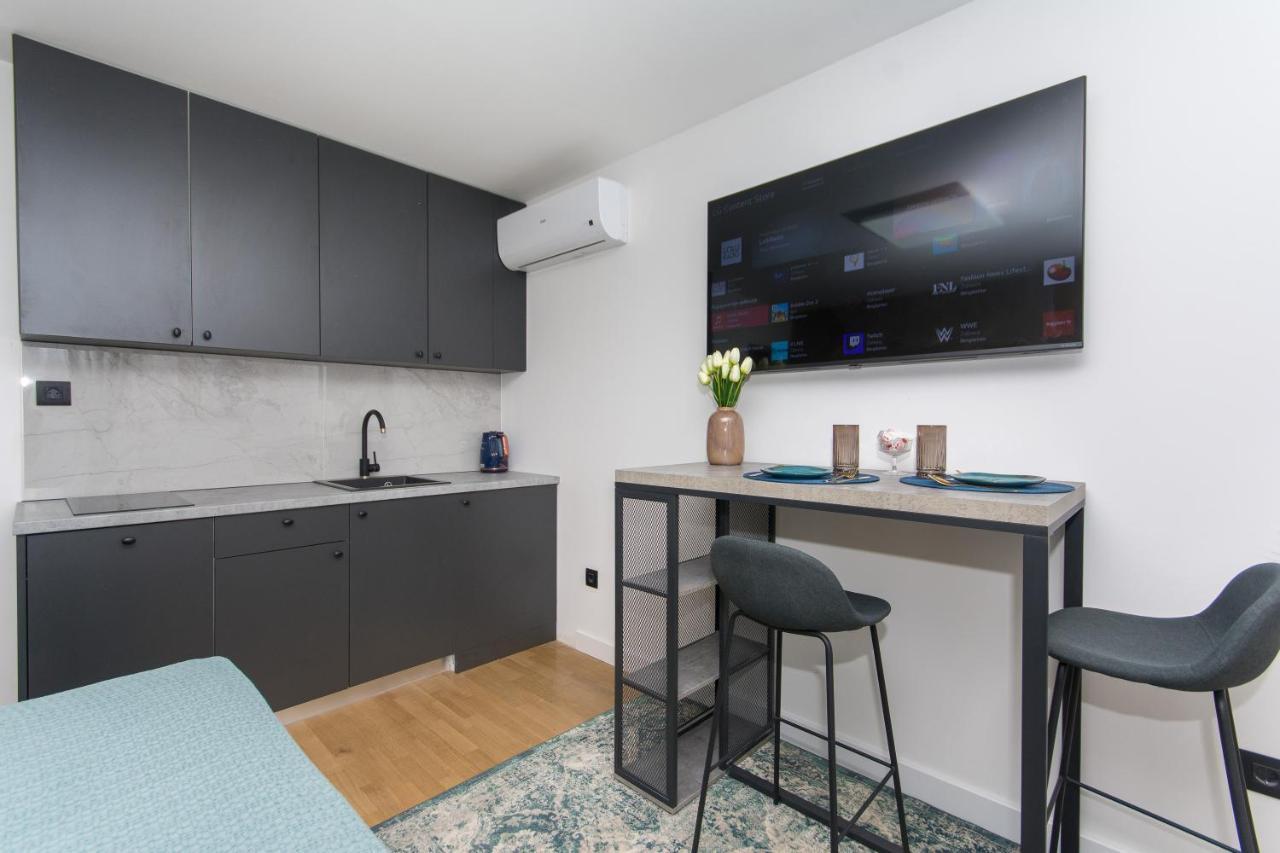 Sapphire Studio Apartment With Free Private Parking Дубровник Екстериор снимка