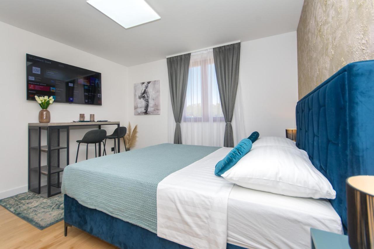 Sapphire Studio Apartment With Free Private Parking Дубровник Екстериор снимка