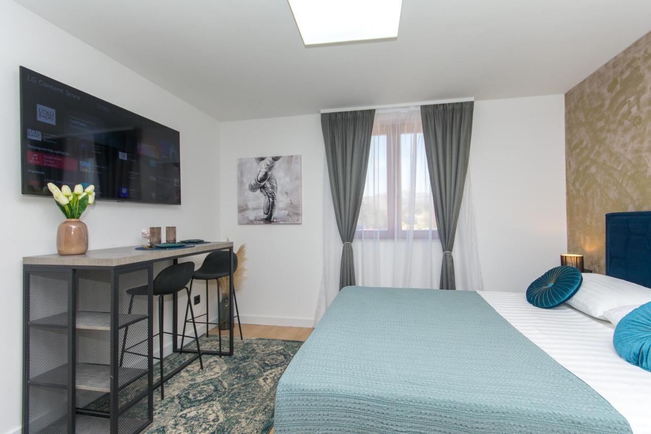 Sapphire Studio Apartment With Free Private Parking Дубровник Екстериор снимка
